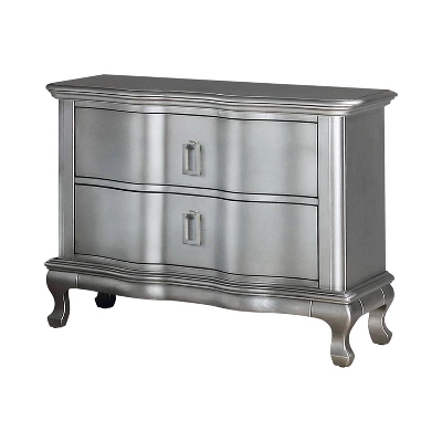 3pc Queen Bentlee Bedroom Set With 2 Nightstands Silver/Warm Gray - HOMES: Inside + Out 2 3pc Queen Bentlee Bedroom Set With 2 Nightstands Silver/Warm Gray - HOMES: Inside + Out - Image 2