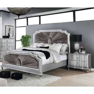 3pc Queen Bentlee Bedroom Set With 2 Nightstands Silver/Warm Gray - HOMES: Inside + Out 4 3pc Queen Bentlee Bedroom Set With 2 Nightstands Silver/Warm Gray - HOMES: Inside + Out - Image 4